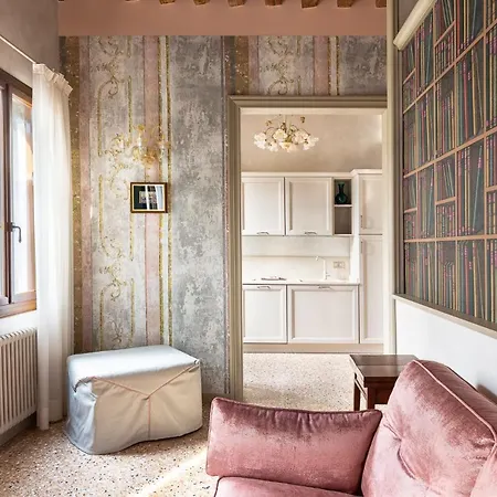 Ca' Cappello 1 With Canal View *