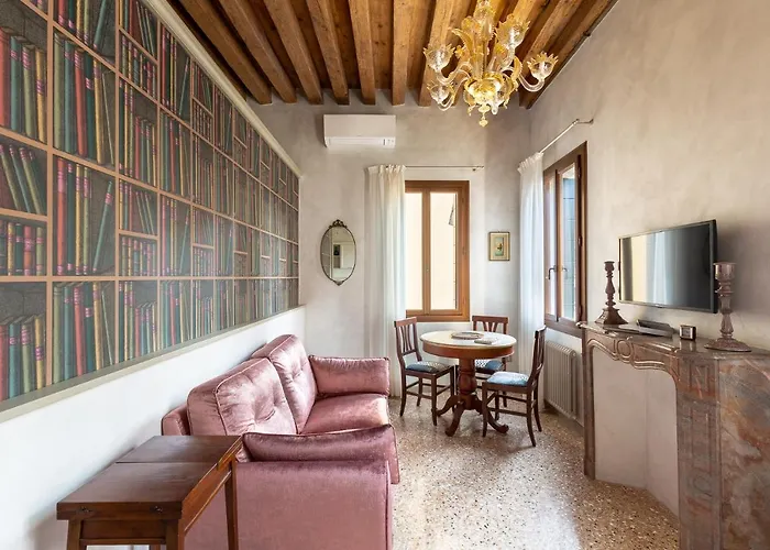 Ca' Cappello 1 With Canal View *