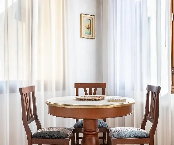 Ca' Cappello 1 With Canal View Βενετία